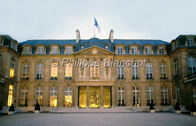 elysee 04.JPG - Palais et cour de l'ElyséeParisFrance